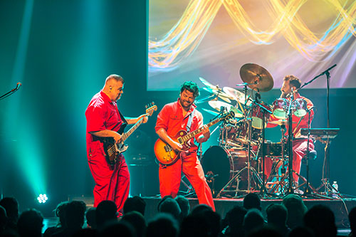 New World Men – Photo 1